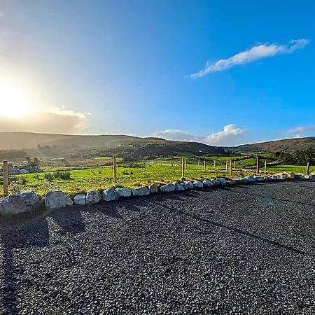 Attymchugh Hotel